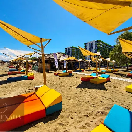 Apartment Rebeq Alezzi Beach