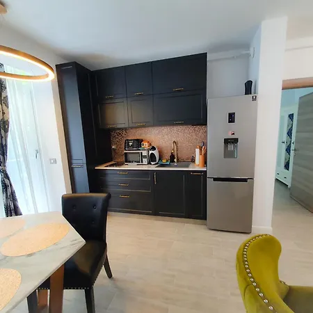 Rebeq Alezzi Beach Apartment