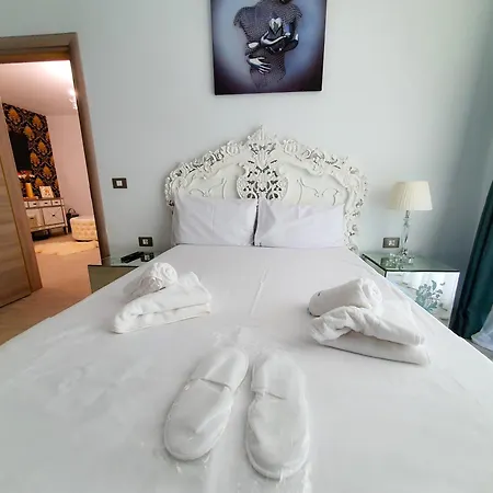 Rebeq Alezzi Beach Apartment