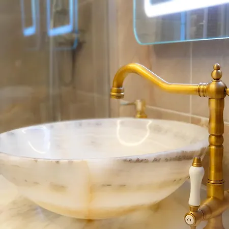 Rebeq Alezzi Apartamento Năvodari