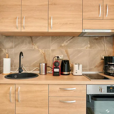 Rebeq Alezzi Apartamento