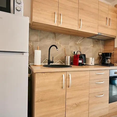Apartment Rebeq Alezzi Beach *