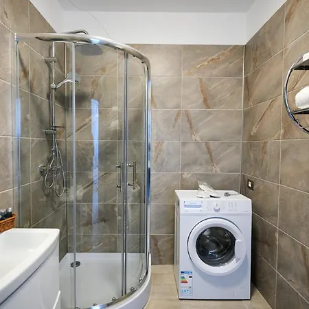 Rebeq Alezzi Năvodari